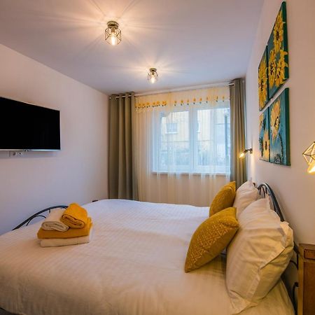 Kitty Sunflower Apartment Άλμπα Ιούλια Εξωτερικό φωτογραφία