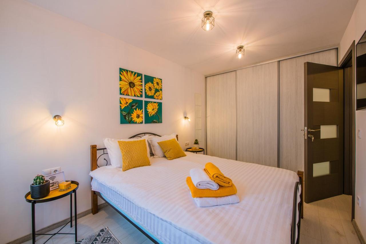 Kitty Sunflower Apartment Άλμπα Ιούλια Εξωτερικό φωτογραφία