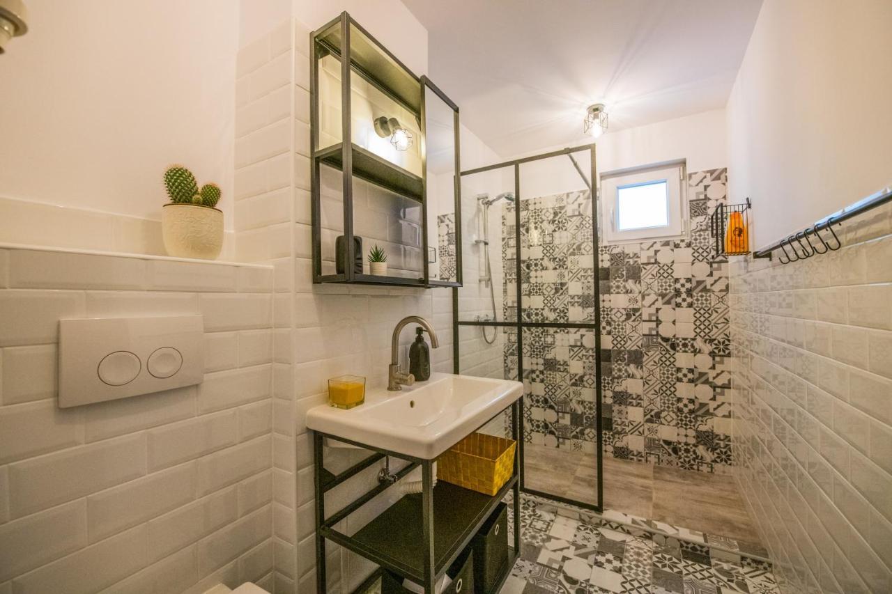 Kitty Sunflower Apartment Άλμπα Ιούλια Εξωτερικό φωτογραφία